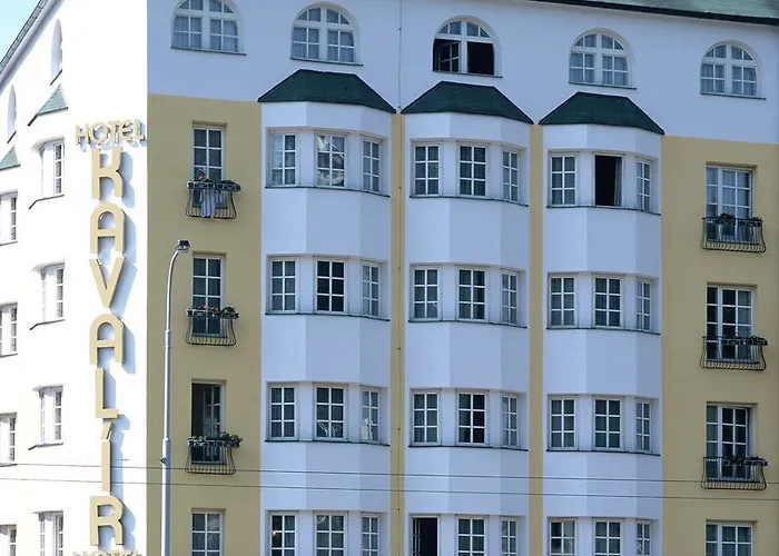 Hotel Kavalir 3*