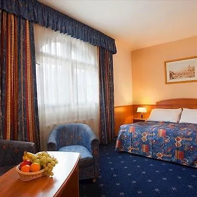 Kavalir Hotell