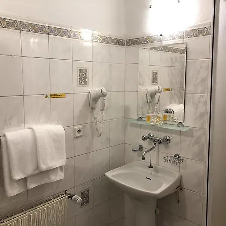 Hotell Kavalir 3*