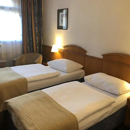 Kavalir 3* Praag